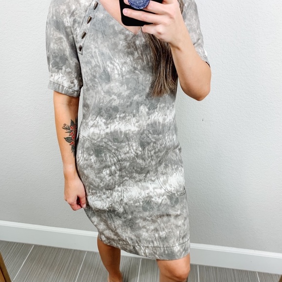 Rachel Roy Tie Dye Short Sleeve Dress - Picture 3 of 12